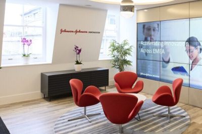 Выручка J&J выросла на 4% во II квартале благодаря инновационным лекарствам